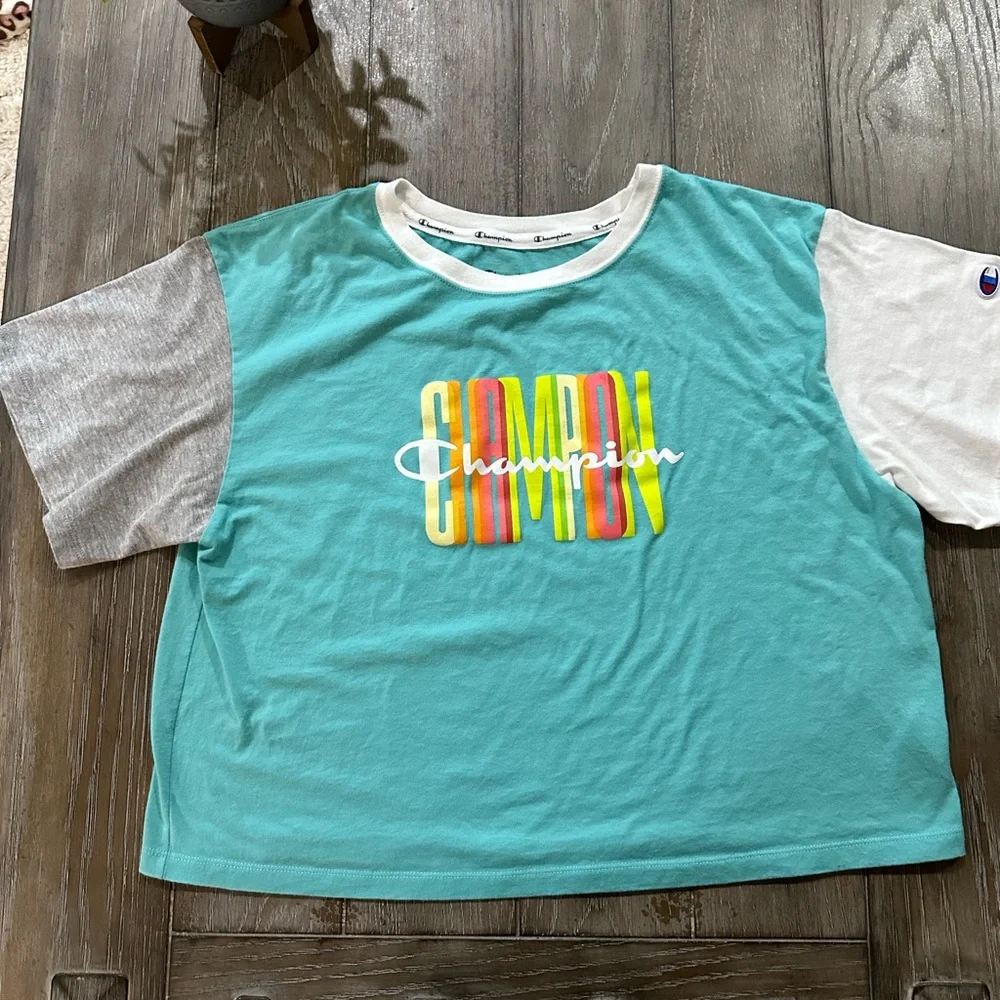 Champion Cropped Tee - Picture 5 of 8